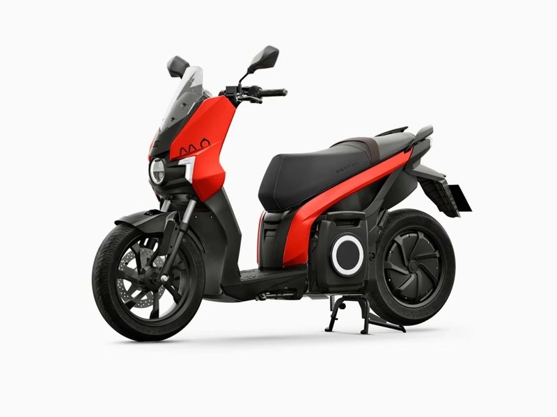 1 - Seat MO eScooter 125 Red   R9kW