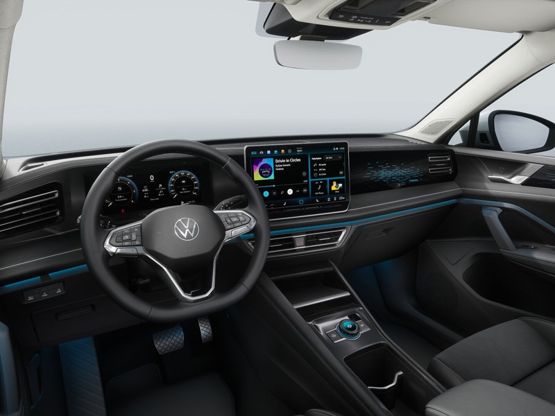 3 - Volkswagen Tiguan 2.0 tdi elegance 150cv dsg