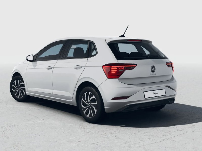 2 - Volkswagen Polo 1.0 tsi life 95cv