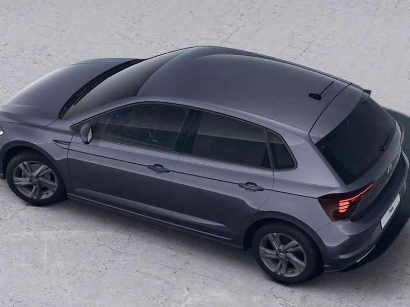 2 - Volkswagen Polo 1.0 evo life 80cv