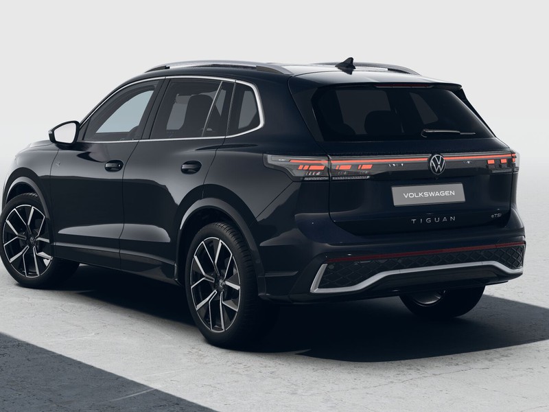 3 - Volkswagen Tiguan 2.0 tdi elegance 150cv dsg