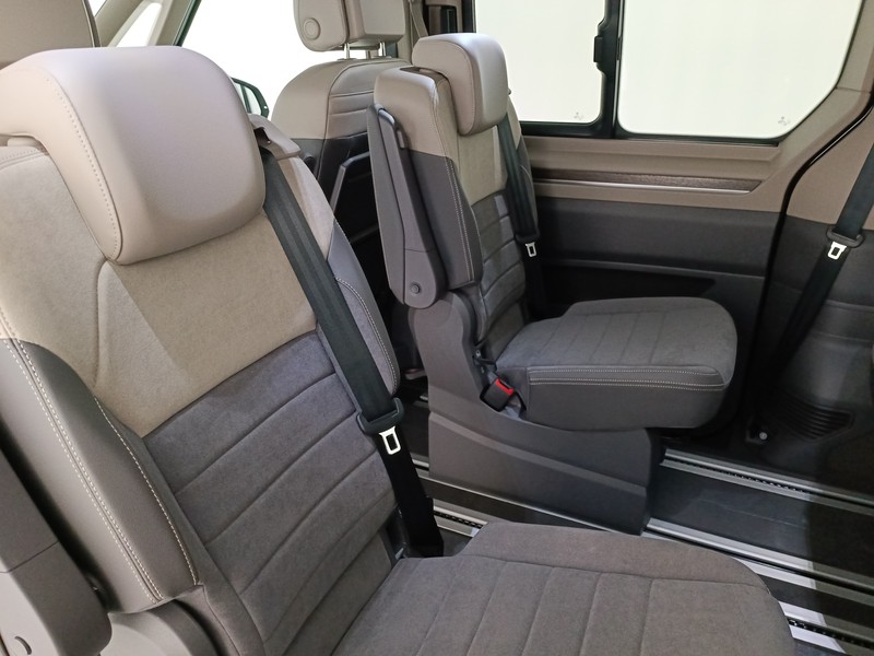 33 - Volkswagen VIC T7 Multivan 1.5 phev style 4motion 245cv dsg 7p.ti