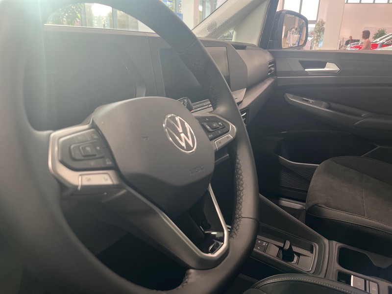 11 - Volkswagen VIC Caddy 1.5 phev 150cv life dsg