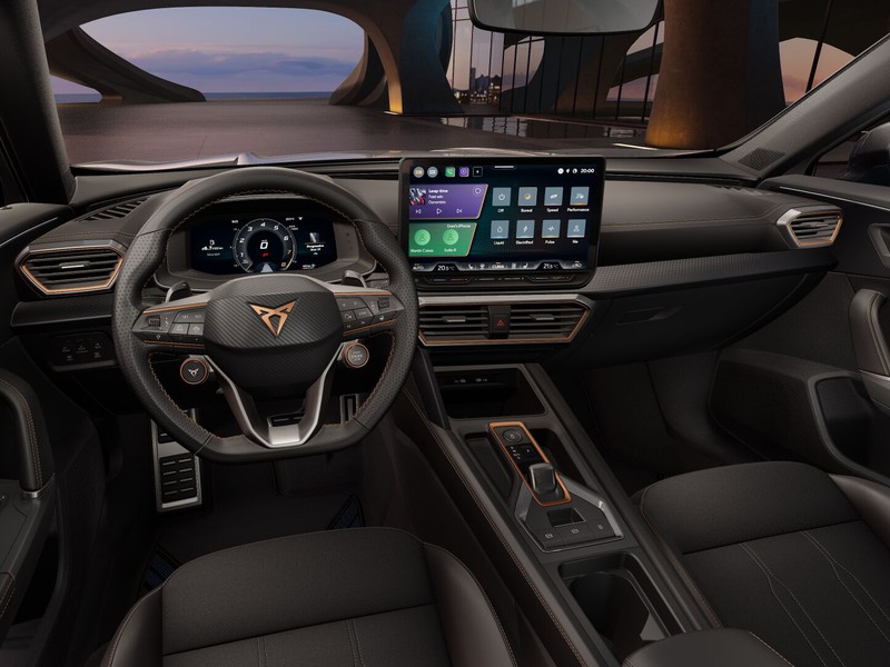 4 - Cupra Formentor 1.5 e-hybrid 204cv dsg