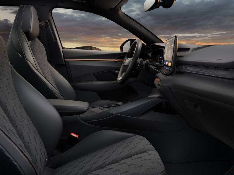 5 - Cupra Terramar 1.5 e-hybrid impulse 204cv dsg