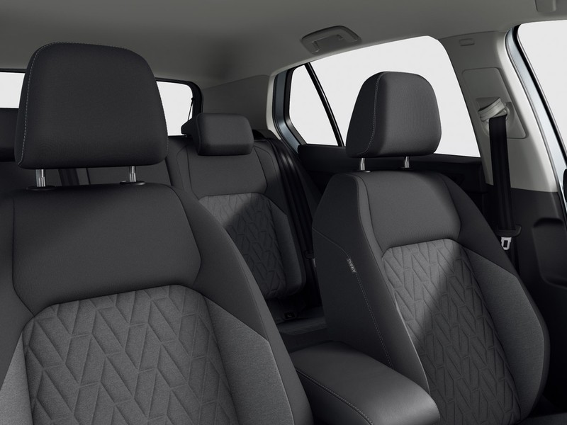 6 - Volkswagen Golf 1.5 tsi ehybrid edition plus 204cv dsg