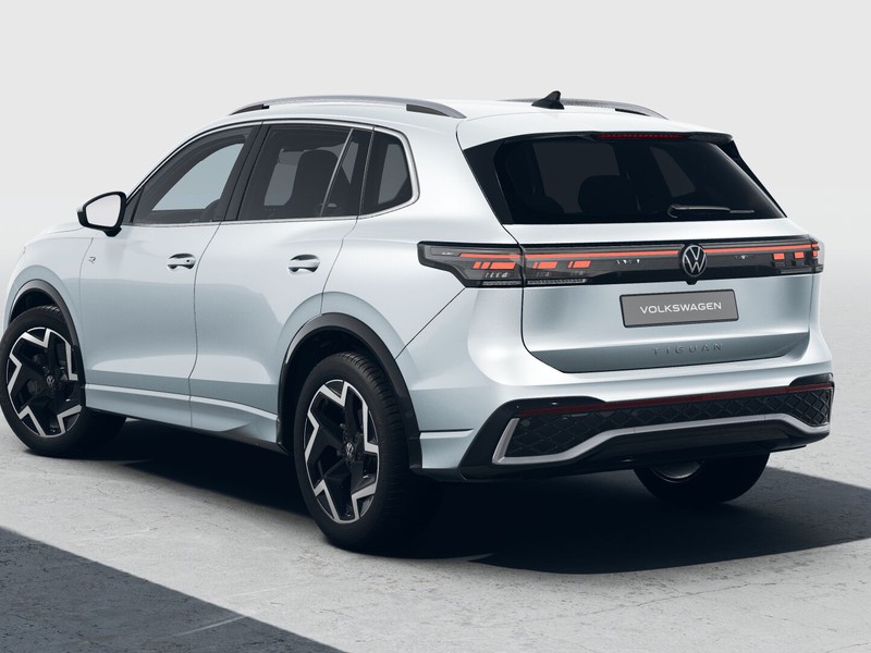 2 - Volkswagen Tiguan 1.5 etsi life 130cv dsg