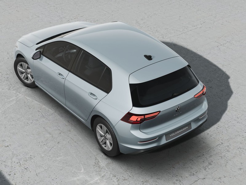 2 - Volkswagen Golf 2.0 tdi r-line plus 150cv dsg