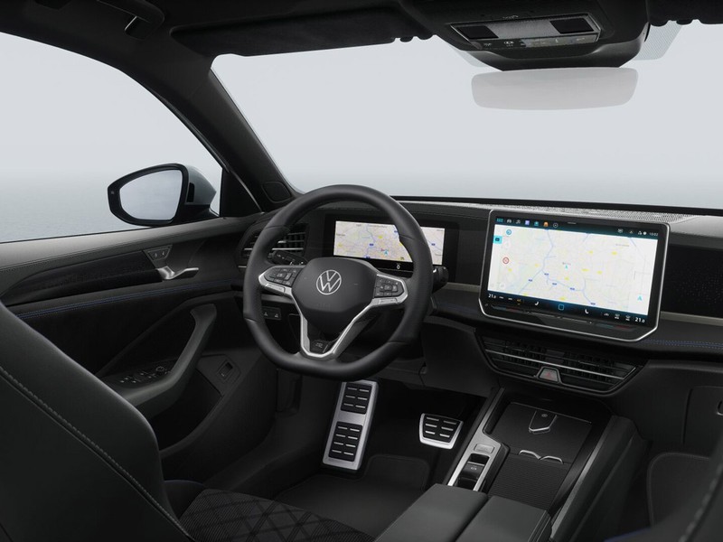 3 - Volkswagen Passat 2.0 tdi scr r-line plus 150cv dsg