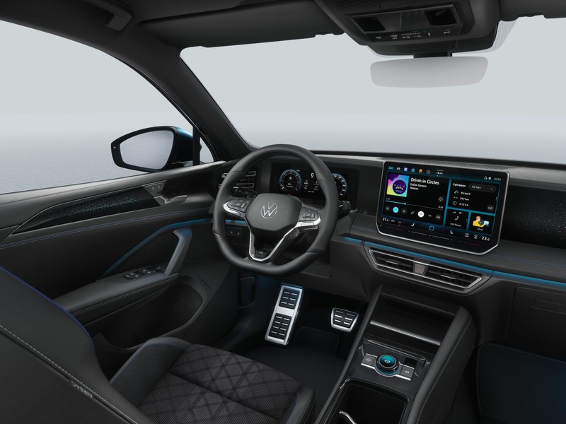 3 - Volkswagen Tiguan 2.0 tdi r-line plus 150cv dsg