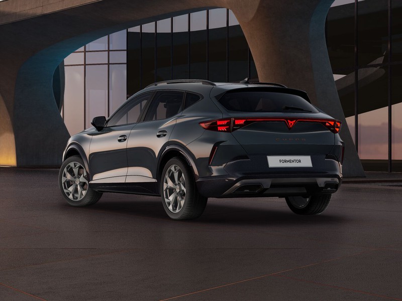 2 - Cupra Formentor 1.5 tsi edge 150cv