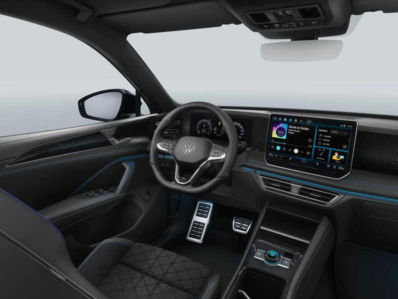 7 - Volkswagen Tiguan 2.0 tdi r-line plus 150cv dsg