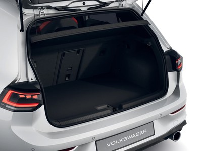 8 - Volkswagen Golf eschini auto
