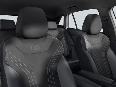 6 - Volkswagen ID.4 eschini auto