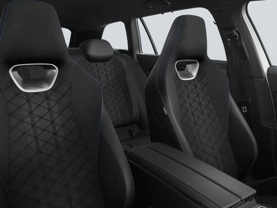 4 - Volkswagen Passat eschini auto