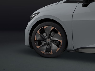 3 - Cupra Born eschini auto