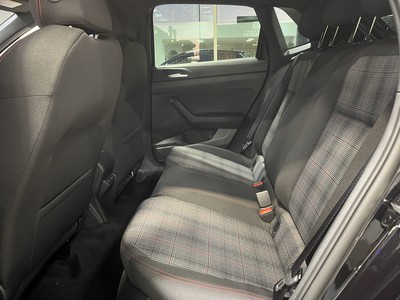 7 - Volkswagen Polo eschini auto