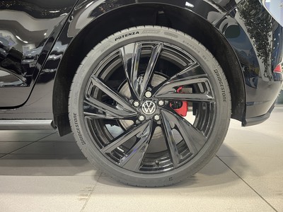 8 - Volkswagen Polo eschini auto