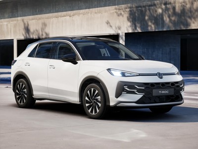 1 - Volkswagen T-Roc eschini auto