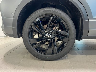 6 - Volkswagen T-Roc eschini auto