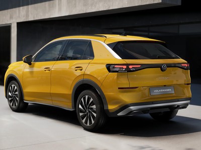 4 - Volkswagen T-Roc eschini auto