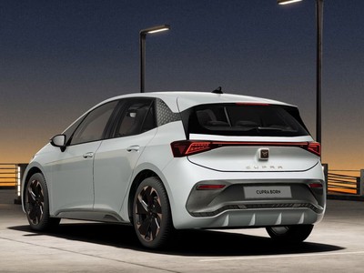 2 - Cupra Born eschini auto