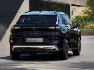 4 - Volkswagen T-Roc eschini auto
