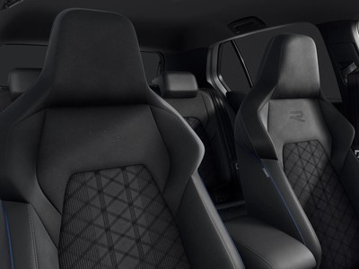 3 - Volkswagen Golf eschini auto