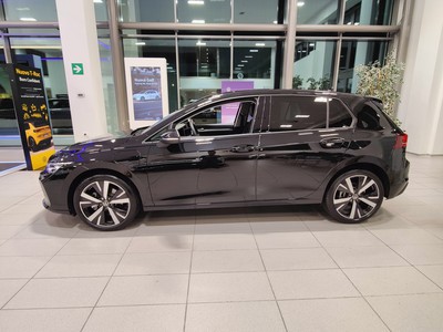 3 - Volkswagen Golf eschini auto
