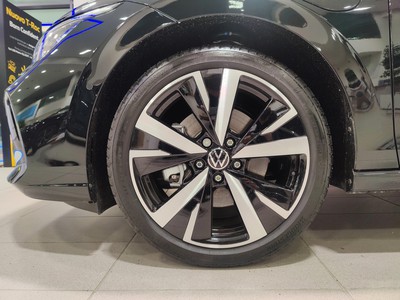 7 - Volkswagen Golf eschini auto