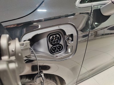 8 - Volkswagen Golf eschini auto