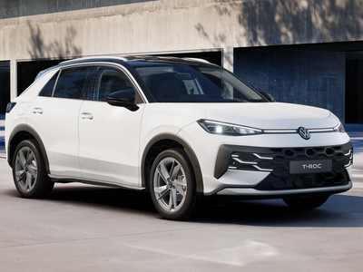 1 - Volkswagen T-Roc eschini auto