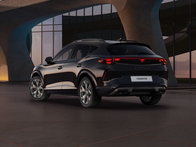 2 - Cupra Formentor eschini auto