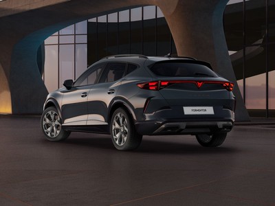 2 - Cupra Formentor eschini auto