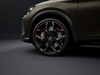 4 - Cupra Formentor eschini auto