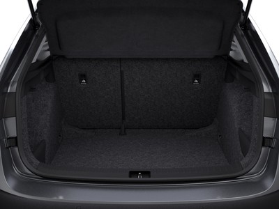 6 - Skoda Scala eschini auto