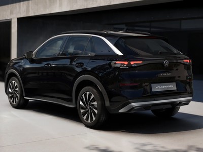 3 - Volkswagen T-Roc eschini auto