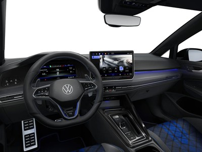 4 - Volkswagen Golf eschini auto