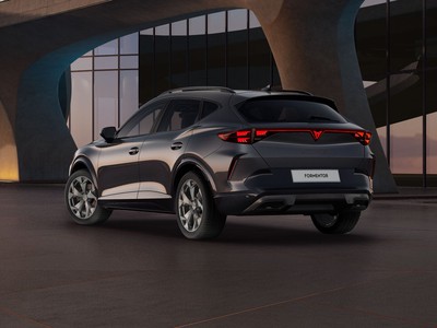 2 - Cupra Formentor eschini auto