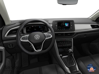 5 - Volkswagen T-Roc eschini auto