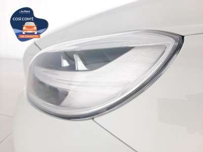 9 - Volvo V40 eschini auto