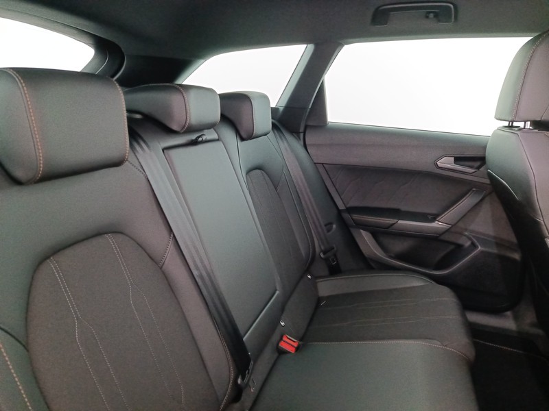 9 - Cupra Leon Sportstourer sportstourer 1.5 hybrid 150cv dsg