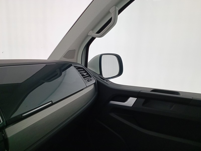 16 - Volkswagen VIC T6.1 California California 2.0 Tdi Beach Tour 150cv DSG