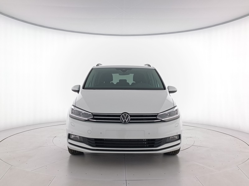 2 - Volkswagen Touran 2.0 tdi business dsg