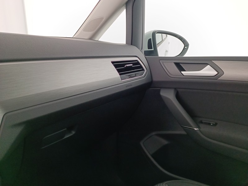 19 - Volkswagen Touran 2.0 tdi business dsg