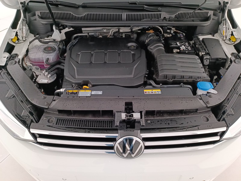 28 - Volkswagen Touran 2.0 tdi business dsg