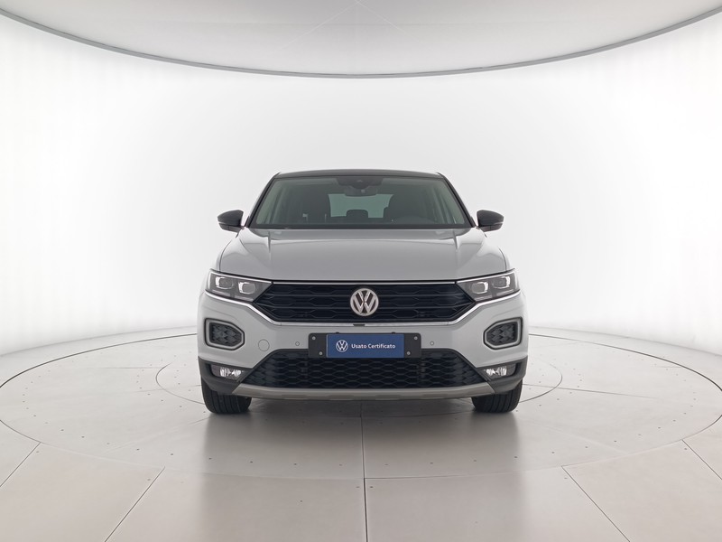 2 - Volkswagen T-Roc 1.6 tdi advanced