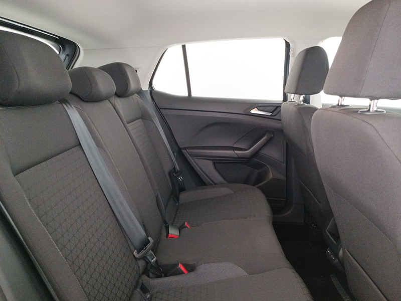 9 - Volkswagen T-Cross 1.0 tsi sport 95cv