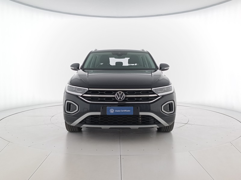 2 - Volkswagen T-Roc 1.5 tsi style
