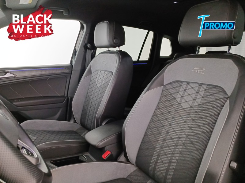 16 - Volkswagen Tiguan 2.0 tdi r-line 150cv dsg